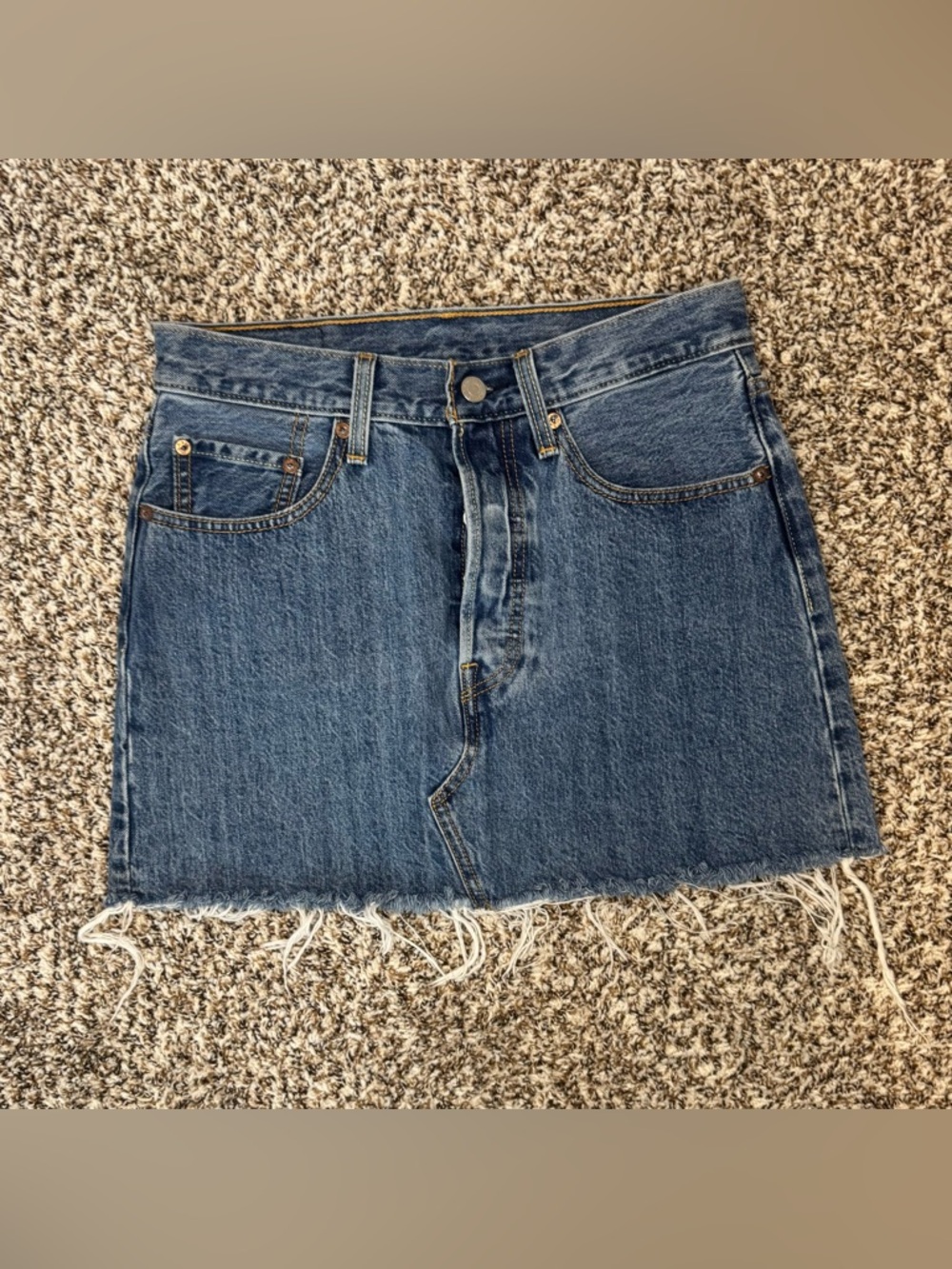 Levi’s Button Fly Denim Mini Skirt Raw Hem Cutoff Blue Jean Skirt Women’s Sz 27
